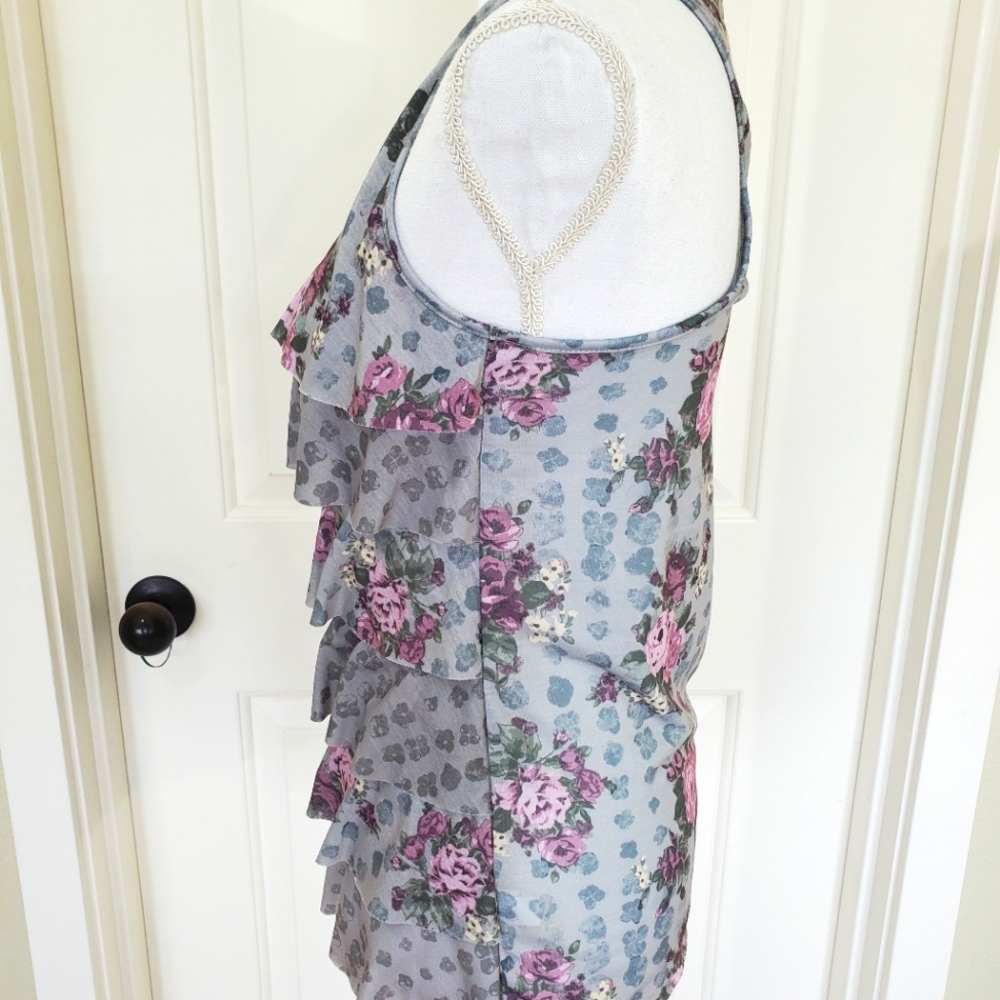 Grey Floral Ruffle Layered Tank Top - Picture 3 of 9